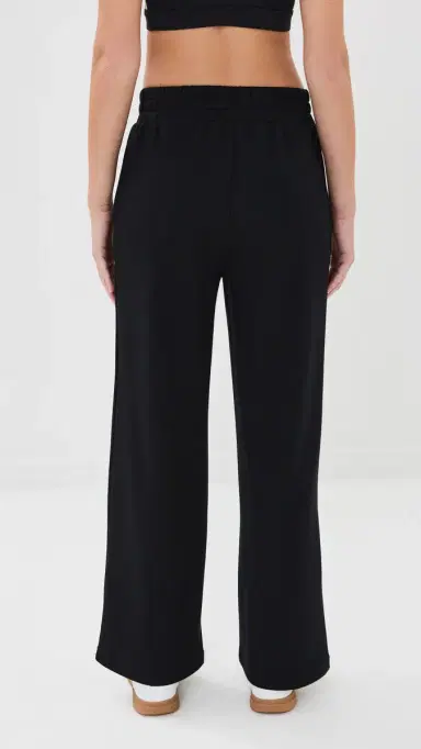 Varley The Petite Wide Leg Pant 28'' Black | Thumbnail 3 Varley The Petite Wide Leg Pant 28'' Black | Thumbnail 3