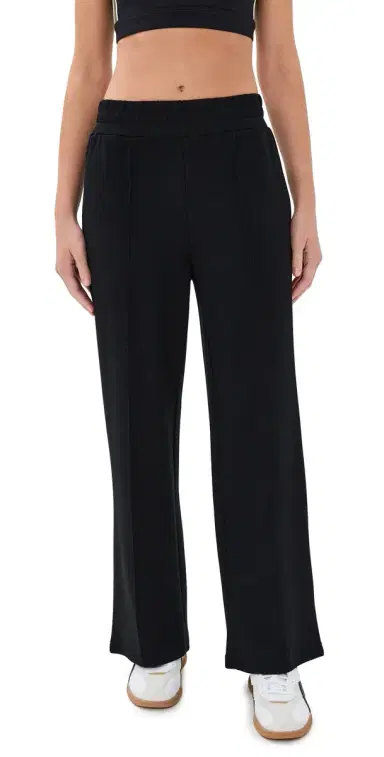 Varley The Petite Wide Leg Pant 28'' Black | Thumbnail 1 Varley The Petite Wide Leg Pant 28'' Black | Thumbnail 1