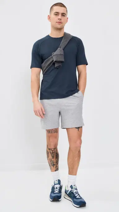 Beyond Yoga Performance Tee Nocturnal Navy L | Thumbnail 5 Beyond Yoga Performance Tee Nocturnal Navy L | Thumbnail 5