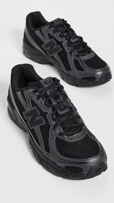 New Balance 740 Sneakers Black/Black 8 | Thumbnail 5 New Balance 740 Sneakers Black/Black 8 | Thumbnail 5
