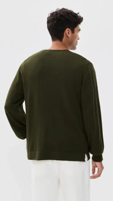 OFFICINE GÉNÉRALE Nina Crew Neck Merino Wool weater Olive | Thumbnail 3 OFFICINE GÉNÉRALE Nina Crew Neck Merino Wool weater Olive | Thumbnail 3