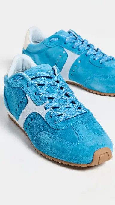 Larroudé Stella Sneakers Azure Suede 6 | Thumbnail 5 Larroudé Stella Sneakers Azure Suede 6 | Thumbnail 5