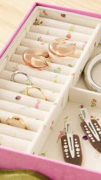 Ariel Gordon Jewelry Scalloped Floret Jewelry Box | Thumbnail 4 Ariel Gordon Jewelry Scalloped Floret Jewelry Box | Thumbnail 4