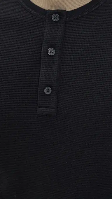 Reigning Champ Lightweight Waffle Standard Henley Black | Thumbnail 6 Reigning Champ Lightweight Waffle Standard Henley Black | Thumbnail 6