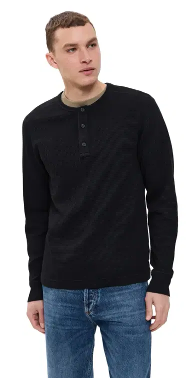 Reigning Champ Lightweight Waffle Standard Henley Black | Thumbnail 1 Reigning Champ Lightweight Waffle Standard Henley Black | Thumbnail 1
