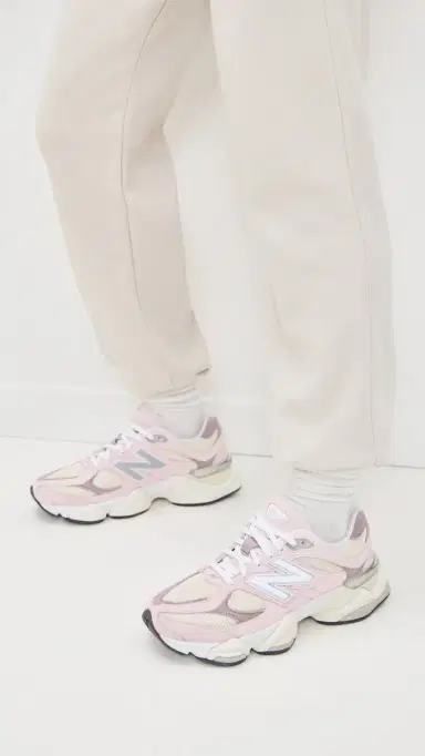 New Balance 9060 Sneakers Pink Beige | Thumbnail 3 New Balance 9060 Sneakers Pink Beige | Thumbnail 3
