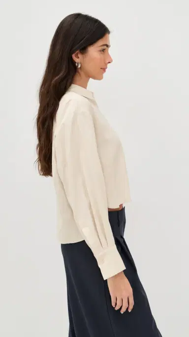 LE BOP Felicity Boxy Cropped Satin Button Down | Thumbnail 4 LE BOP Felicity Boxy Cropped Satin Button Down | Thumbnail 4
