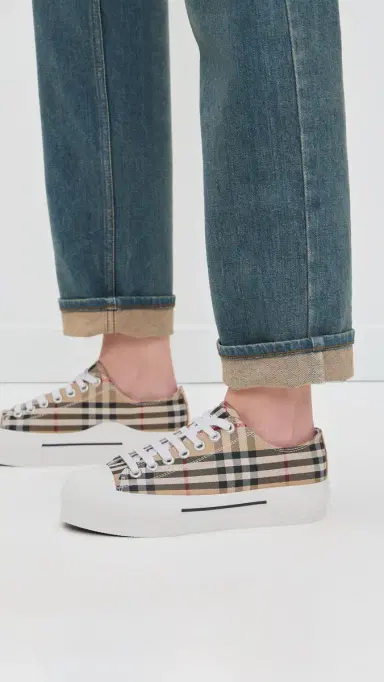 Burberry Check Platform Low Top Sneakers Archive Beige IP Check | Thumbnail 3 Burberry Check Platform Low Top Sneakers Archive Beige IP Check | Thumbnail 3