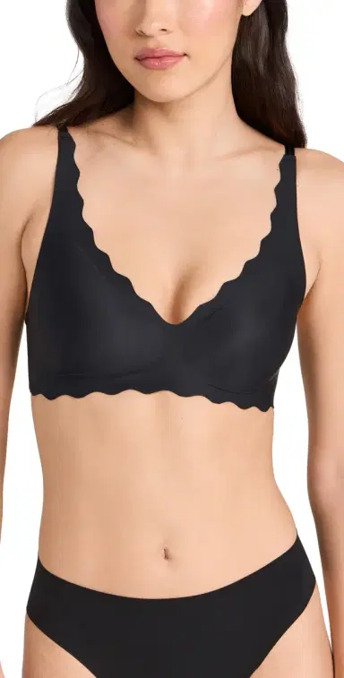 b.tempt'd by Wacoal b. tempt'd by Wacoal B Wow'd Wire Free Bralette Night S | Thumbnail 1 b.tempt'd by Wacoal b. tempt'd by Wacoal B Wow'd Wire Free Bralette Night S | Thumbnail 1