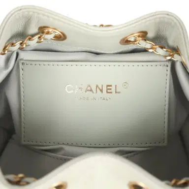Chanel Chanel Mini 25 Hobo Bag Light Green Caviar Antique Gold Hardware | Thumbnail 9 Chanel Chanel Mini 25 Hobo Bag Light Green Caviar Antique Gold Hardware | Thumbnail 9
