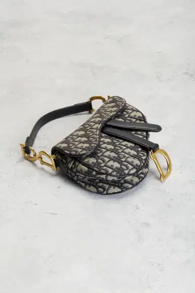 Dior Trotter Oblique Saddle Bag | Thumbnail 4 Dior Trotter Oblique Saddle Bag | Thumbnail 4