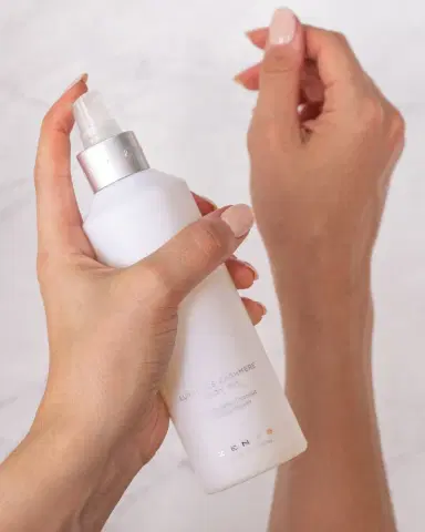 Zents 8.1 oz. Anjou Luminous Cashmere Body Oil | Thumbnail 2 Zents 8.1 oz. Anjou Luminous Cashmere Body Oil | Thumbnail 2