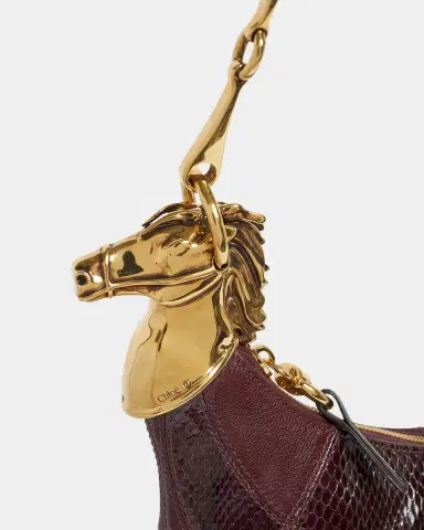 Chloé Chain Horse Shoulder Bag in Patchwork Leather | Thumbnail 6 Chloé Chain Horse Shoulder Bag in Patchwork Leather | Thumbnail 6