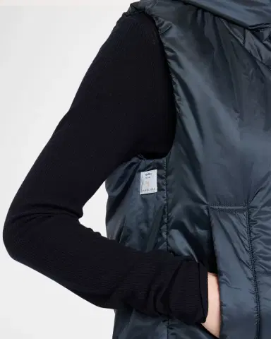 Max Mara Greengo Water-Repellent Canvas Gilet | Thumbnail 5 Max Mara Greengo Water-Repellent Canvas Gilet | Thumbnail 5