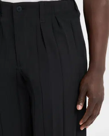 Homme Plissé Issey Miyake Men's Edge Ensemble Pleated Trousers | Thumbnail 5 Homme Plissé Issey Miyake Men's Edge Ensemble Pleated Trousers | Thumbnail 5