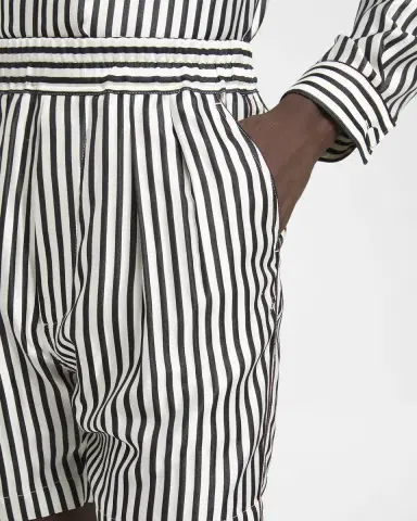 Tom Ford Men's Fluid Striped Silk Lounge Shorts | Thumbnail 5 Tom Ford Men's Fluid Striped Silk Lounge Shorts | Thumbnail 5