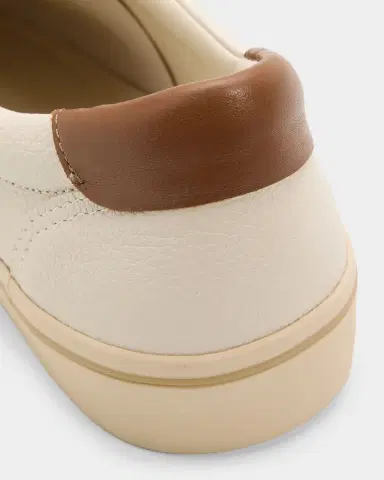 Vince Men's Seaside Leather Low-Top Sneakers | Thumbnail 3 Vince Men's Seaside Leather Low-Top Sneakers | Thumbnail 3