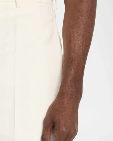 Bottega Veneta Men's Cotton and Silk-Blend Chino Shorts | Thumbnail 4 Bottega Veneta Men's Cotton and Silk-Blend Chino Shorts | Thumbnail 4