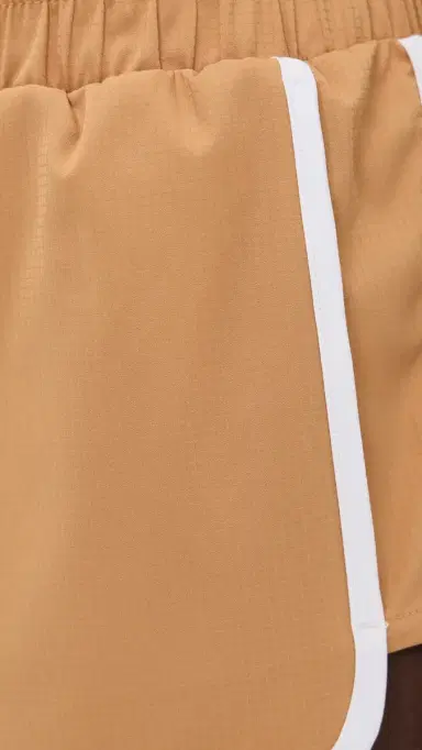 Varley Arlington Running Shorts Apple Cinnamon | Thumbnail 6 Varley Arlington Running Shorts Apple Cinnamon | Thumbnail 6