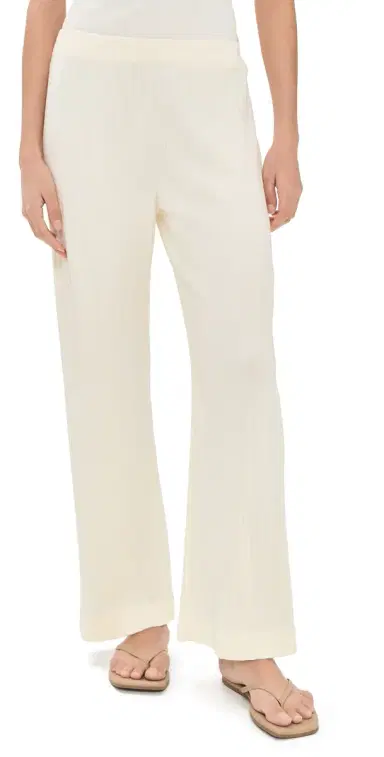 DONNI. The Pointelle Simple Crop Pants Crme | Thumbnail 1 DONNI. The Pointelle Simple Crop Pants Crme | Thumbnail 1
