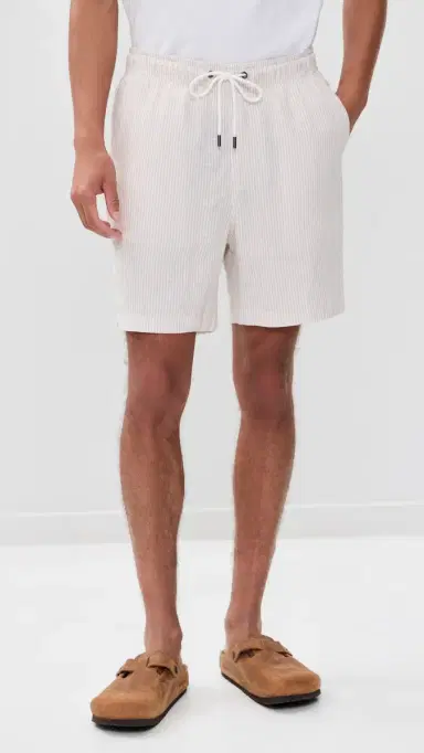 Onia Classic Pull On Linen Shorts 6 and | Thumbnail 2 Onia Classic Pull On Linen Shorts 6 and | Thumbnail 2