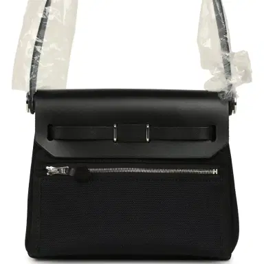 HERMÈS Hermes Herbag Zip 20 Mini Black Toile Militaire Canvas and Vache Hunter Palladium Hardware | Thumbnail 4 HERMÈS Hermes Herbag Zip 20 Mini Black Toile Militaire Canvas and Vache Hunter Palladium Hardware | Thumbnail 4
