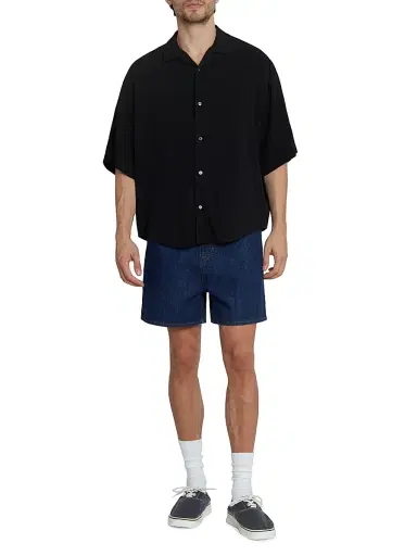 AMI Paris Men's Boxy Short-Sleeve Camp-Collar Shirt - Noir | Thumbnail 2 AMI Paris Men's Boxy Short-Sleeve Camp-Collar Shirt - Noir | Thumbnail 2
