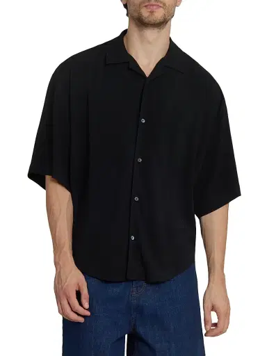 AMI Paris Men's Boxy Short-Sleeve Camp-Collar Shirt - Noir | Thumbnail 3 AMI Paris Men's Boxy Short-Sleeve Camp-Collar Shirt - Noir | Thumbnail 3