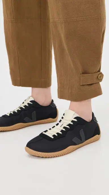 Veja x Baserange Jitsu Sneakers Black | Thumbnail 3 Veja x Baserange Jitsu Sneakers Black | Thumbnail 3