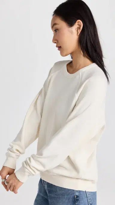 The Great. The College Sweatshirt Washed White | Thumbnail 4 The Great. The College Sweatshirt Washed White | Thumbnail 4