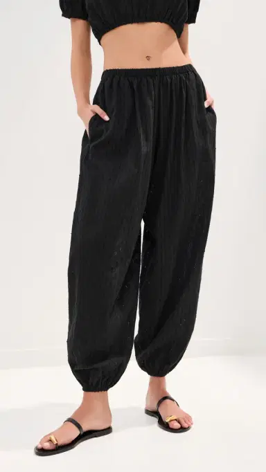 LE BOP Andi Oversized Eyelet Balloon Pants Black | Thumbnail 2 LE BOP Andi Oversized Eyelet Balloon Pants Black | Thumbnail 2