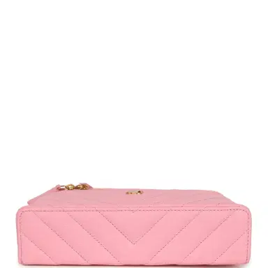 Chanel Chanel Chevron Top Handle Long Vanity Case with Chain Pink Shiny Caviar Gold Hardware | Thumbnail 6 Chanel Chanel Chevron Top Handle Long Vanity Case with Chain Pink Shiny Caviar Gold Hardware | Thumbnail 6