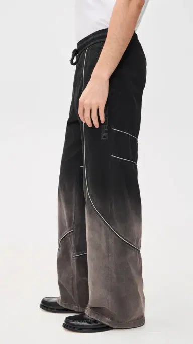 Off-White Offline louchy Track Pants Black | Thumbnail 4 Off-White Offline louchy Track Pants Black | Thumbnail 4