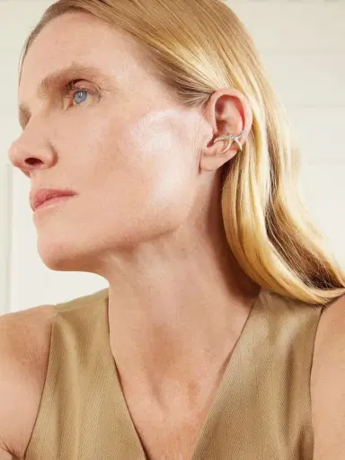 Lucy Delius Sea Star 14-karat Gold Diamond Ear Cuff | Thumbnail 2 Lucy Delius Sea Star 14-karat Gold Diamond Ear Cuff | Thumbnail 2