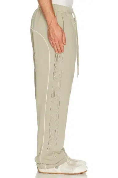 Fear of God Essentials Active Trace Relaxed Sweatpant | Thumbnail 2 Fear of God Essentials Active Trace Relaxed Sweatpant | Thumbnail 2