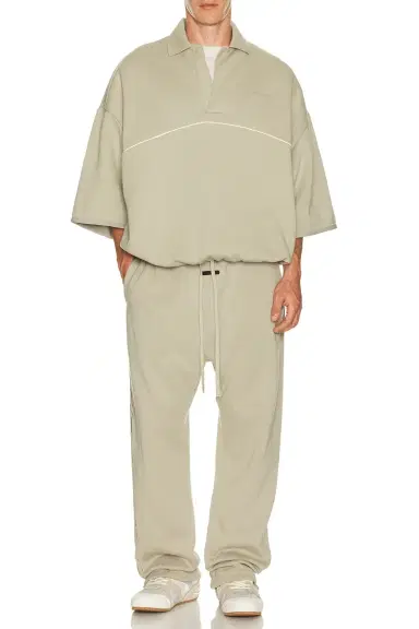 Fear of God Essentials Active Trace Relaxed Sweatpant | Thumbnail 5 Fear of God Essentials Active Trace Relaxed Sweatpant | Thumbnail 5