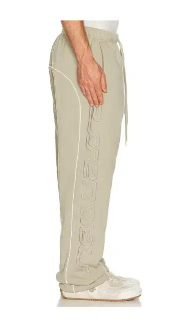 Fear of God Essentials Active Trace Relaxed Sweatpant | Thumbnail 9 Fear of God Essentials Active Trace Relaxed Sweatpant | Thumbnail 9