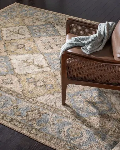 Safavieh Kettering Hand-Knotted Rug | Thumbnail 1 Safavieh Kettering Hand-Knotted Rug | Thumbnail 1