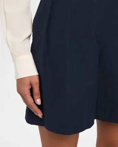 Lafayette 148 New York Park Wide-Leg Techno Stretch Twill Shorts | Thumbnail 5 Lafayette 148 New York Park Wide-Leg Techno Stretch Twill Shorts | Thumbnail 5