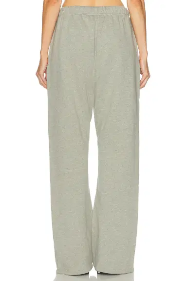 Fear of God Essentials Signature Classic Fit Flare Fleece Sweatpant | Thumbnail 4 Fear of God Essentials Signature Classic Fit Flare Fleece Sweatpant | Thumbnail 4