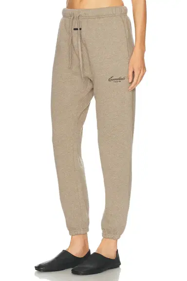 Fear of God Essentials Vintage Sweatpant | Thumbnail 3 Fear of God Essentials Vintage Sweatpant | Thumbnail 3