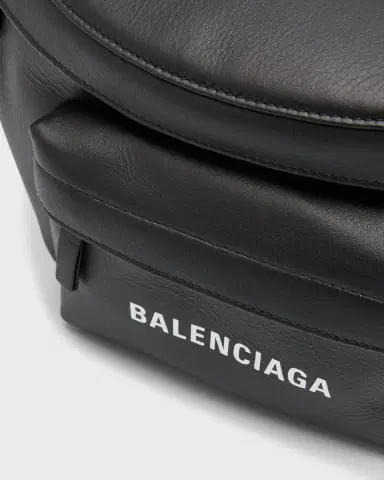 Balenciaga Men's Everyday Leather Belt Bag | Thumbnail 5 Balenciaga Men's Everyday Leather Belt Bag | Thumbnail 5