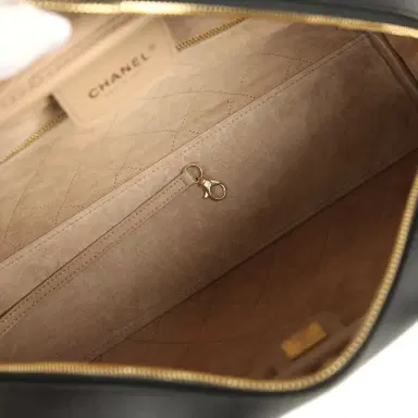 Chanel Chanel Large "Perfect Bowling" Bag Black Calfskin Gold Hardware | Thumbnail 9 Chanel Chanel Large "Perfect Bowling" Bag Black Calfskin Gold Hardware | Thumbnail 9