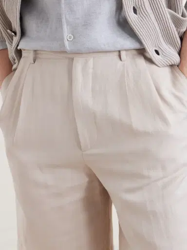 Brunello Cucinelli Wide-Leg Pleated Linen and Cotton-Blend Shorts - Men | Thumbnail 5 Brunello Cucinelli Wide-Leg Pleated Linen and Cotton-Blend Shorts - Men | Thumbnail 5
