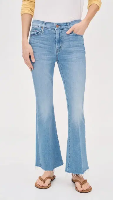 MOTHER Petite Lil Weekender Fray Jeans Satisfy Your Cravings | Thumbnail 2 MOTHER Petite Lil Weekender Fray Jeans Satisfy Your Cravings | Thumbnail 2