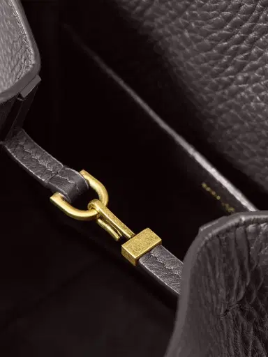 Saint Laurent Women's Le 5 à 7 Baby Bea Top Handle Bag in Grained Leather | Thumbnail 6 Saint Laurent Women's Le 5 à 7 Baby Bea Top Handle Bag in Grained Leather | Thumbnail 6