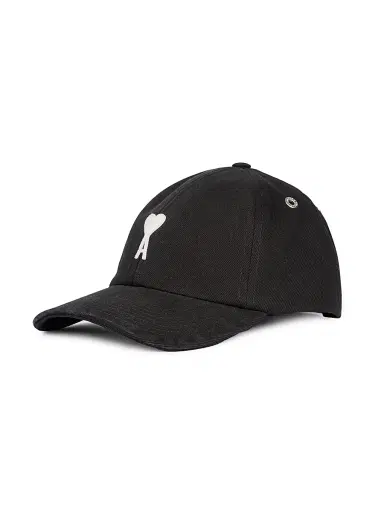 AMI Paris Men's Felt Ami de Coeur Baseball Cap - Noir | Thumbnail 1 AMI Paris Men's Felt Ami de Coeur Baseball Cap - Noir | Thumbnail 1