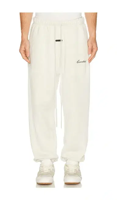 Fear of God Essentials Classic Sweatpant | Thumbnail 1 Fear of God Essentials Classic Sweatpant | Thumbnail 1