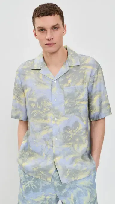 Maison Kitsuné Resort hirt Arctic Ice/Pastel Yellow | Thumbnail 2 Maison Kitsuné Resort hirt Arctic Ice/Pastel Yellow | Thumbnail 2