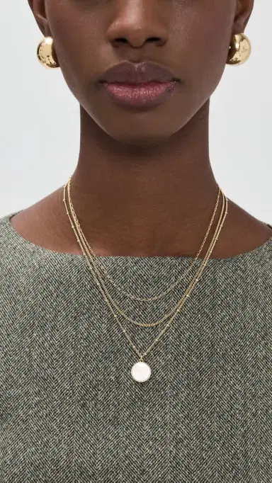 Madewell Three-Pack Mother of Pearl Necklace Set Vintage Gold One Size | Thumbnail 3 Madewell Three-Pack Mother of Pearl Necklace Set Vintage Gold One Size | Thumbnail 3